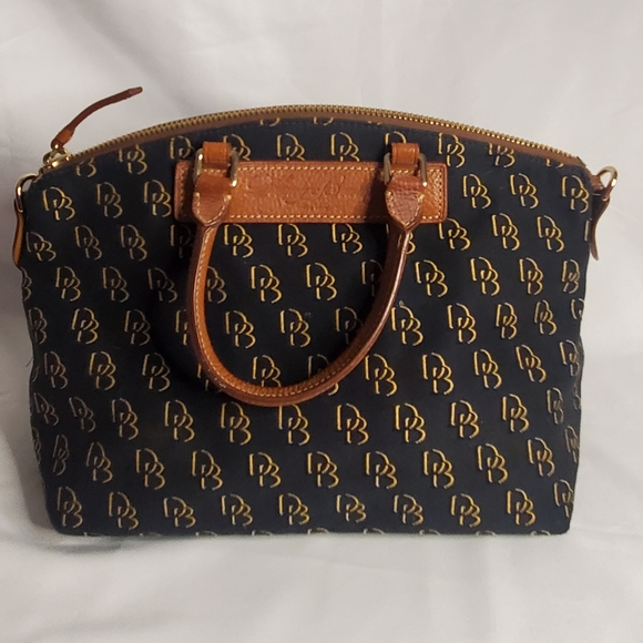 Dooney & Bourke Handbags - Dooney and Bourke classic monogram canvas bag